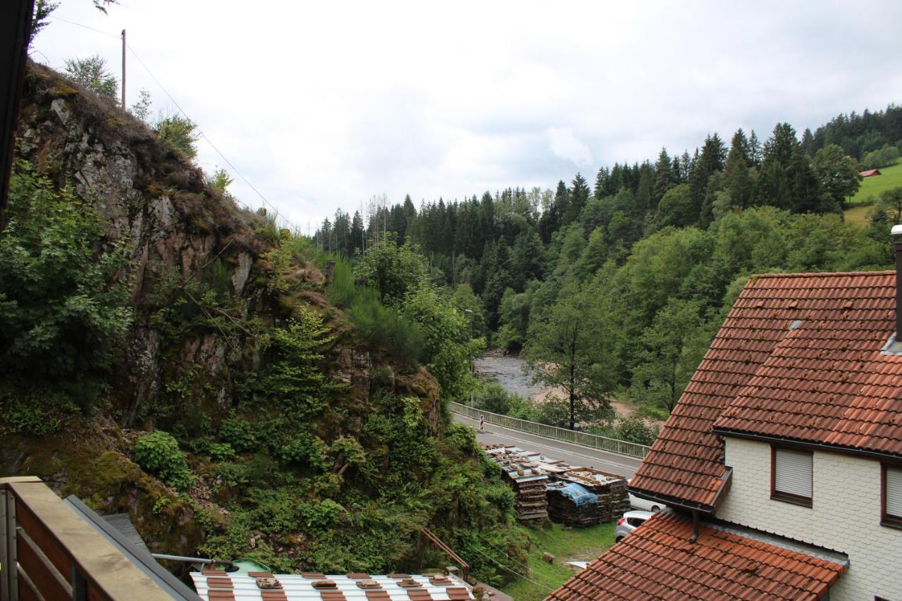 Ferienhaus Rauhfelsen Баїрсбронн Екстер'єр фото